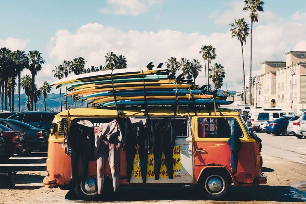 A Guide to Surfing in LA: 21 Excellent Surf Spots
