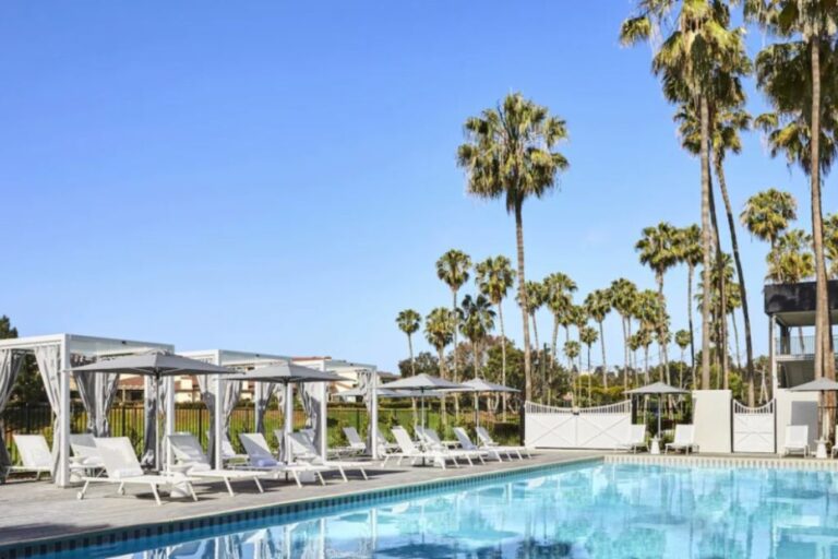 19 Best Hotels in Manhattan Beach (2024) Luxury to Budget!