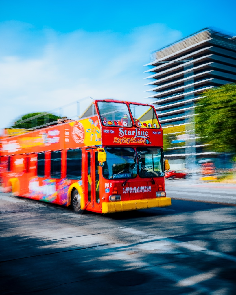 sightseeing bus tour in Hollywood